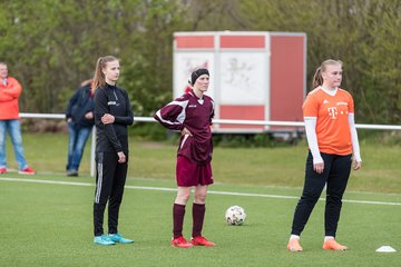 Bild 118 - Co-Trainerin der Frauen Nationalmannschaft Britta Carlson in Wahlstedt